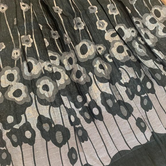 Dress - Picture 3 of 5